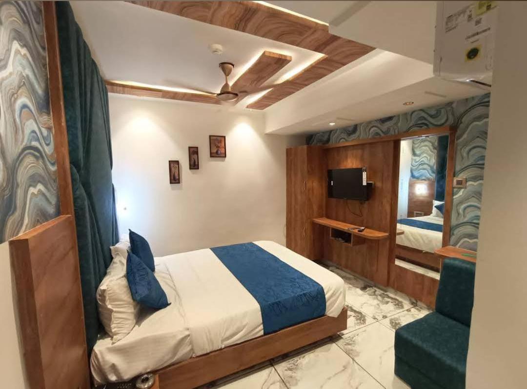 Hotel Kings Villa Ахмедабад Экстерьер фото